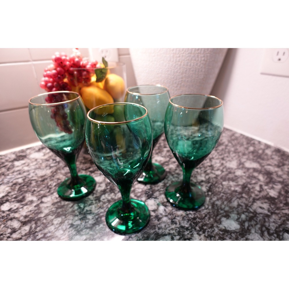 Libbey Set of 4 Green Wine Glasses with‎ Gold Rim Goblets Barware